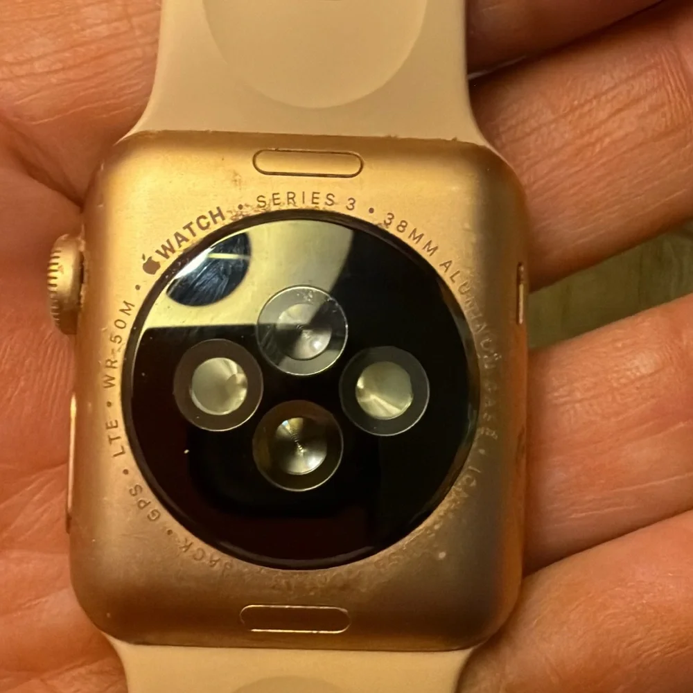 Apple Watch Rose Gold Case with Pale Pink Silicone Band